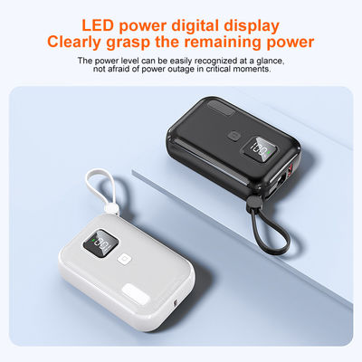 Un bon prix. Banque d'alimentation de charge rapide OEM 10000mah Banque d'alimentation portable légère Petite en ligne
