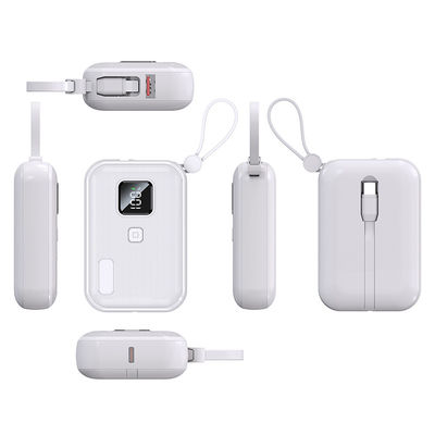 Un bon prix. OEM 180g Mobile Power Bank 10000mah Mini avec type de batterie 21700 en ligne