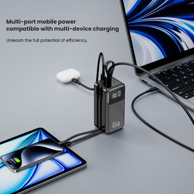Chargeur portable Banque d'alimentation 65W pour ordinateur portable, 4 sorties USB C Chargeurs portables de voyage avec câble intégré