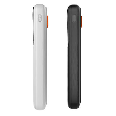 Un bon prix. 10000mAh Banque d'alimentation en plastique PD avec indicateur LED Charge rapide universelle en ligne