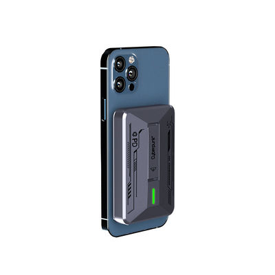Un bon prix. Chargeur sans fil pliable magnétique CE 5000mAh Sortie de type C en ligne